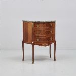 1338 5522 CHEST OF DRAWERS